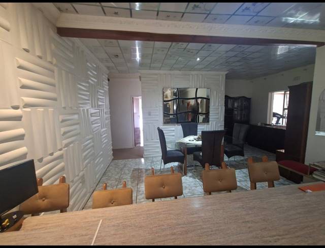 4 BEDROOM HOUSE FOR SALE IN ARCON PARK